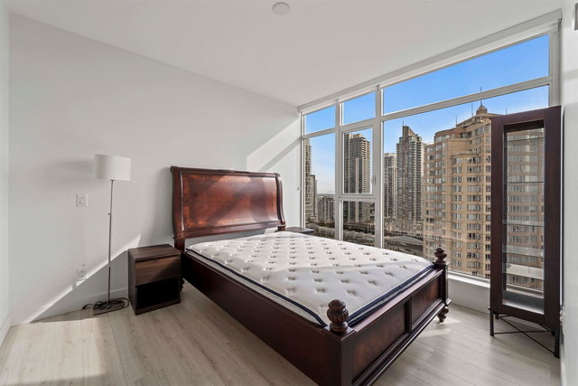 2102 - 6080 Mckay Avenue