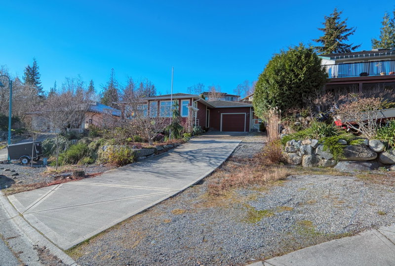 5599 Medusa Place, Sechelt, British Columbia