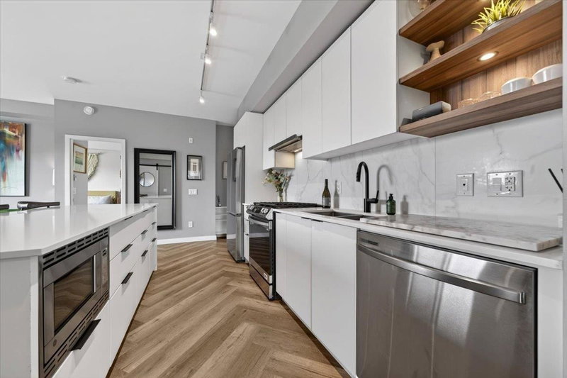 605 - 3229 St Johns Street, Port Moody, V3H 0M4 | Image 2