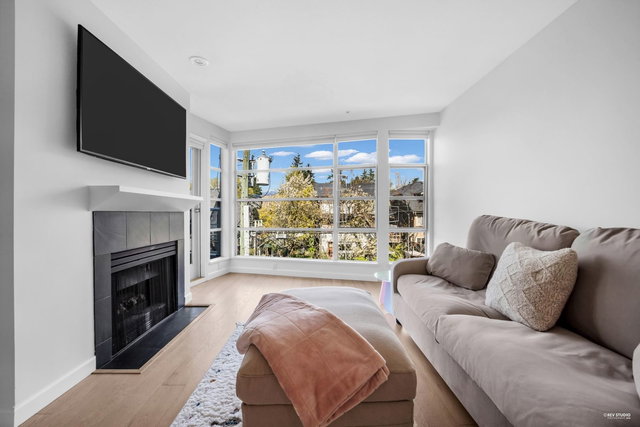 404 - 2575 4th Avenue W