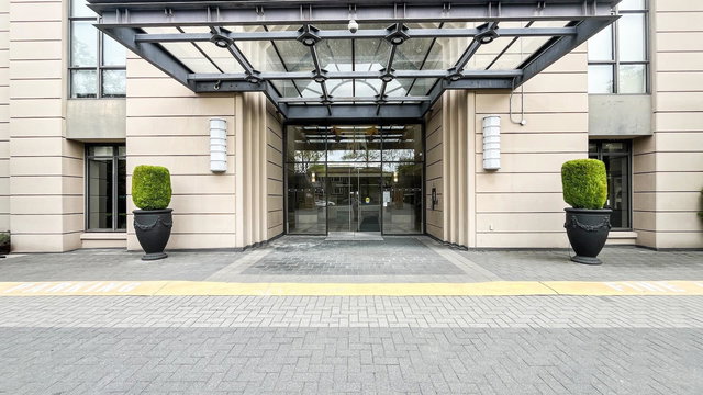 301 - 7368 Sandborne Avenue