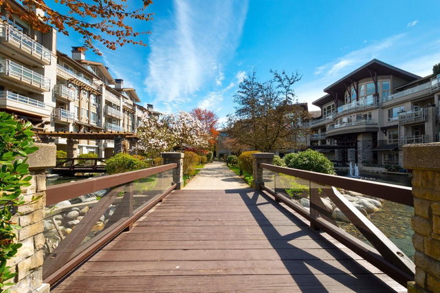 414 - 530 Raven Woods Drive