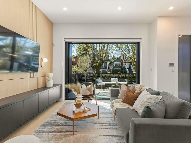 1 - 3255 13th Avenue, Vancouver, V6K 2V6 | Image 3