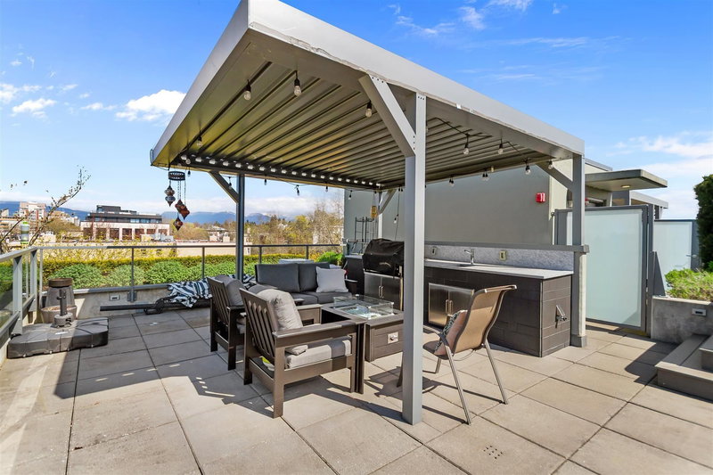 6333 West Boulevard #402, Vancouver, British Columbia