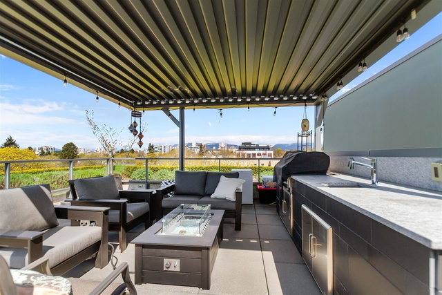 402 - 6333 West Boulevard