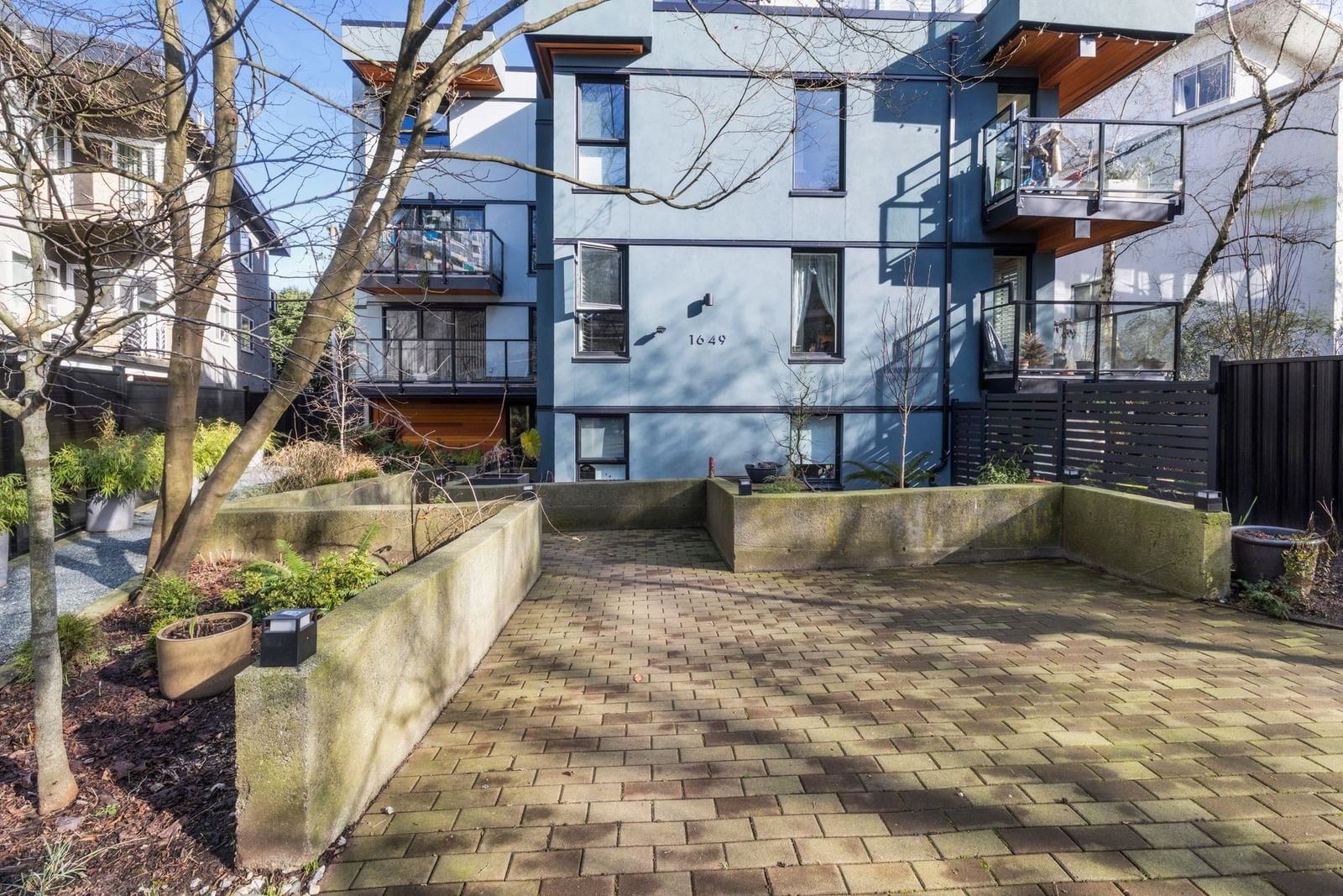 Listing Image 20