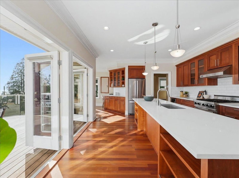 2618 Lawson Avenue, West Vancouver, V7V 2G2 | Image 3