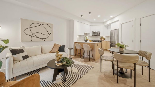 B127 - 8230 208b Avenue