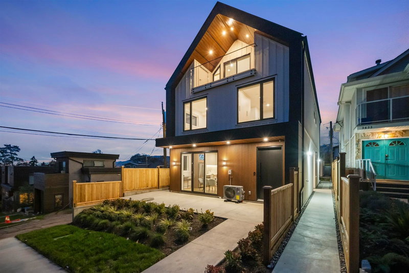 3623 Triumph Street #1, Vancouver, British Columbia