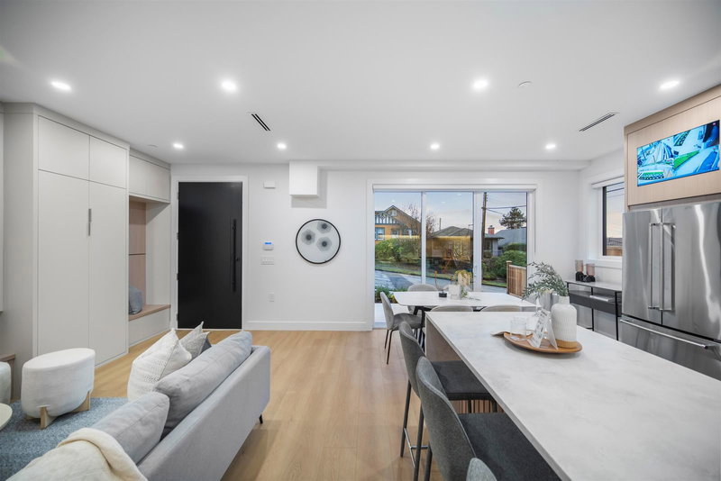 1 - 3623 Triumph Street, Vancouver, V5K 1V4 | Image 3