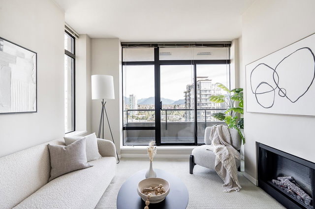 2305 - 2345 Madison Avenue