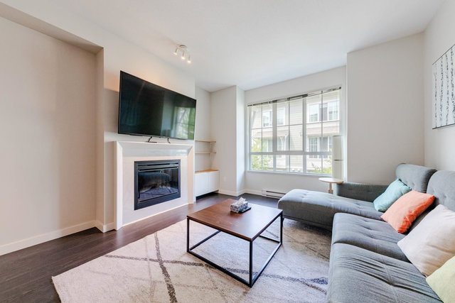 54 - 5510 Admiral Way