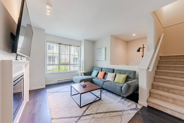 54 - 5510 Admiral Way