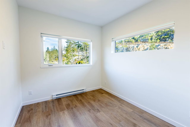 305 - 39180 Finch Place