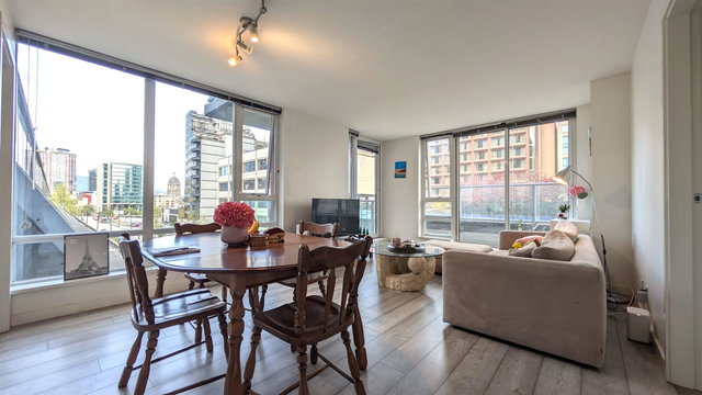 703 - 233 Robson Street