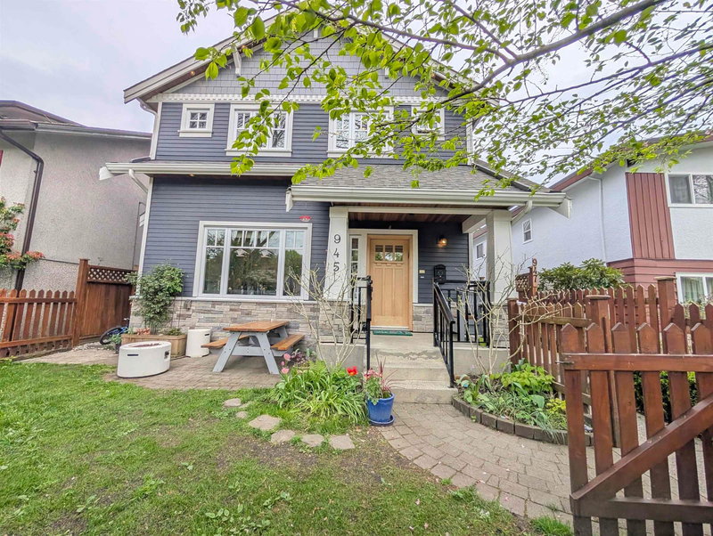 945 21st Avenue E, Vancouver, British Columbia