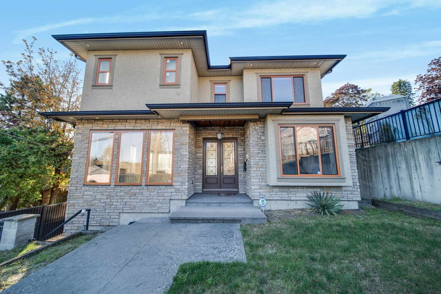 8543 Royal Oak Avenue