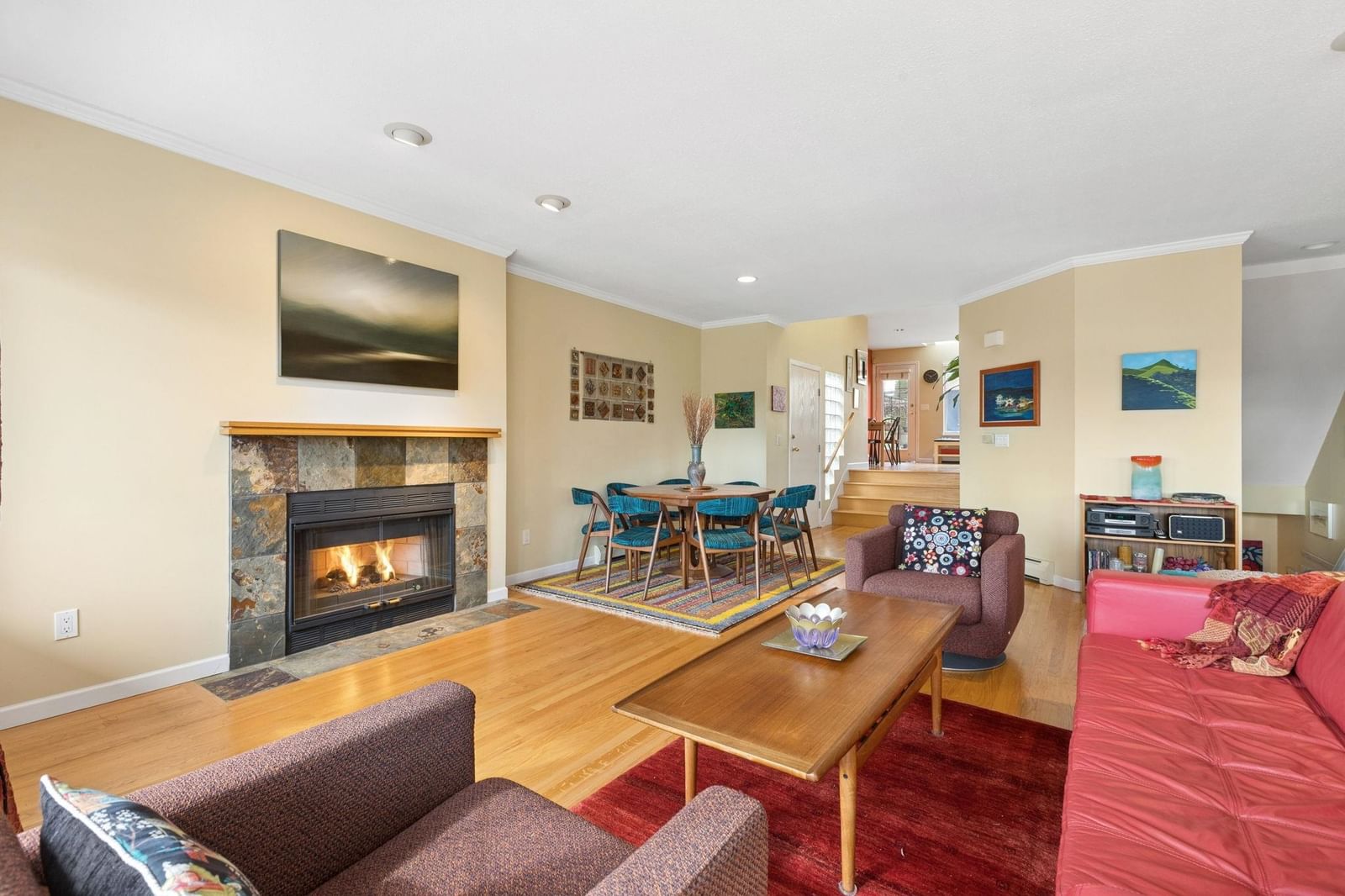 Listing Image 8