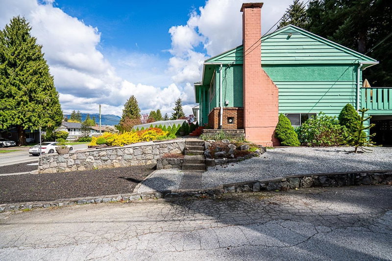 1710 Western Drive, Port Coquitlam, V3C 2X3 | Image 2