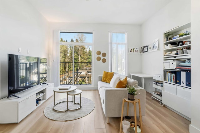 310 - 718 Edgar Avenue