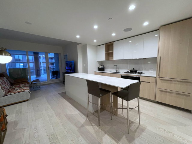 1009 - 6833 Pearson Way