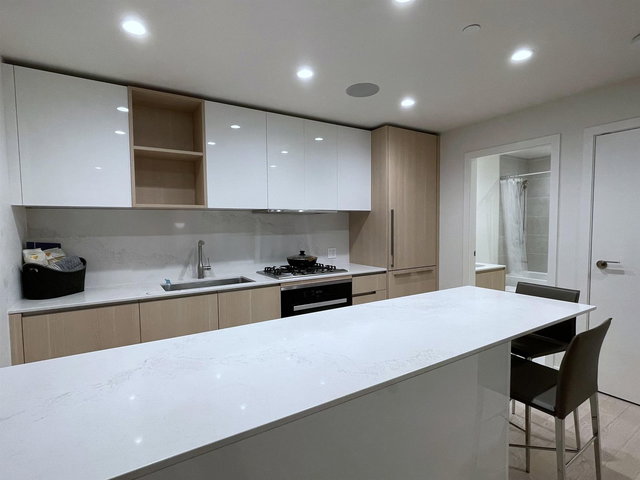 1009 - 6833 Pearson Way