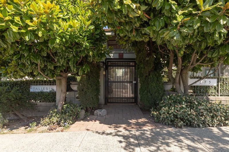 2375 Broadway W #34, Vancouver, British Columbia