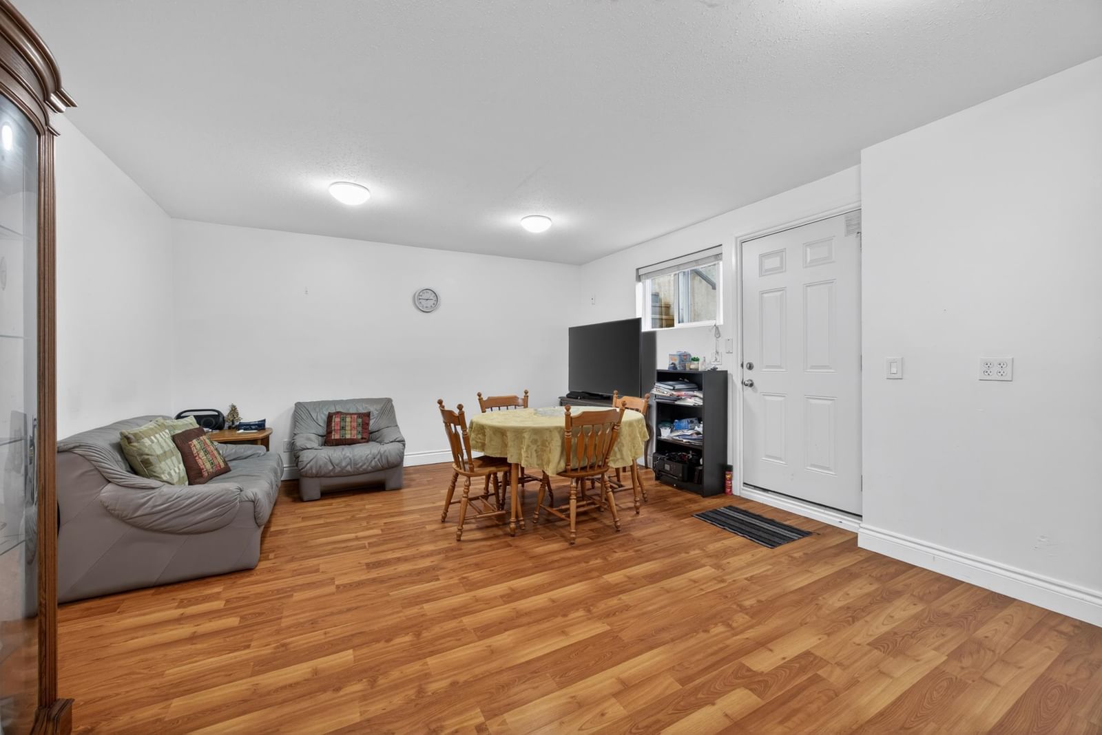 Listing Image 25