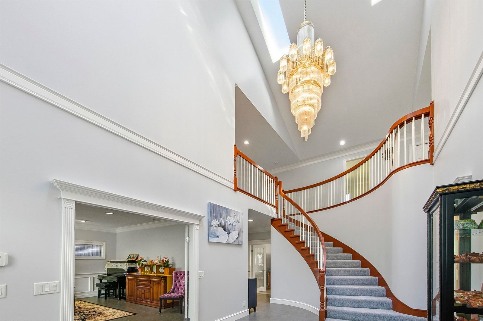 Listing Image 9
