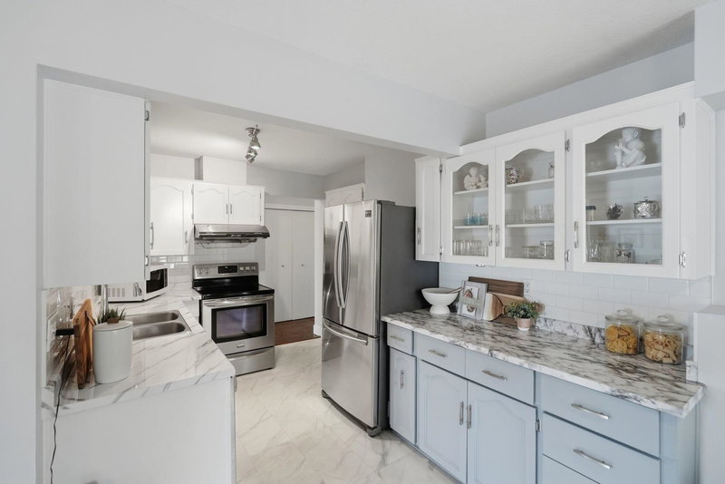 101 - 2414 Church Street, Abbotsford, V2T 3J7 | Image 2