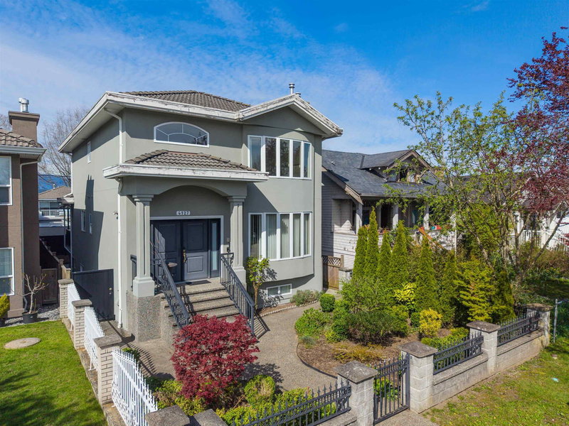 4127 Oxford Street, Burnaby, British Columbia