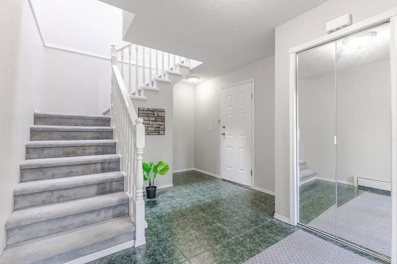 620 Thirteenth Street, New Westminster, V3M 4M4 | Image 3
