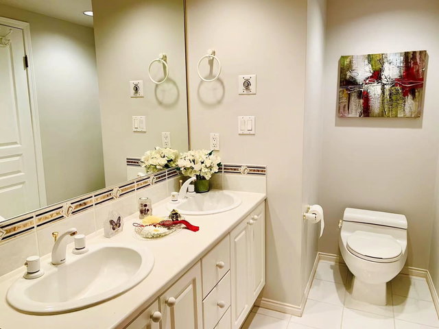 804 - 5775 Hampton Place