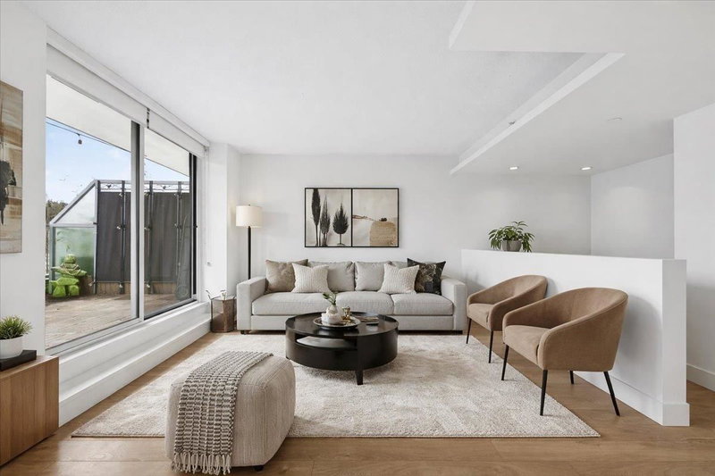 680 Seylynn Crescent #610, North Vancouver, British Columbia