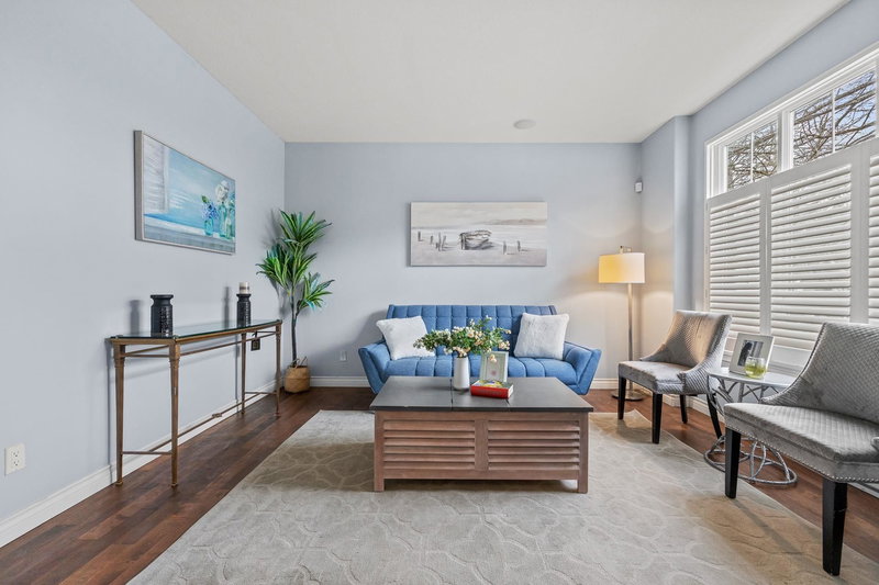 3307 Rosemary Heights Crescent, Surrey, V3Z 0K7 | Image 3