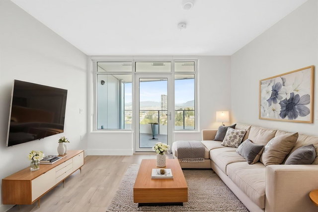 1607 - 10428 Whalley Boulevard