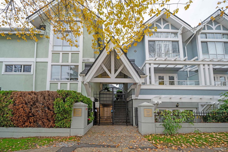 103 - 3189 Camosun Street