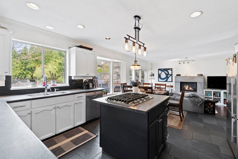 1618 Draycott Road, North Vancouver, V7J 1W4 | Image 3