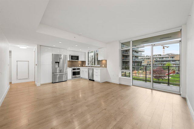 304 - 3498 Marine Way