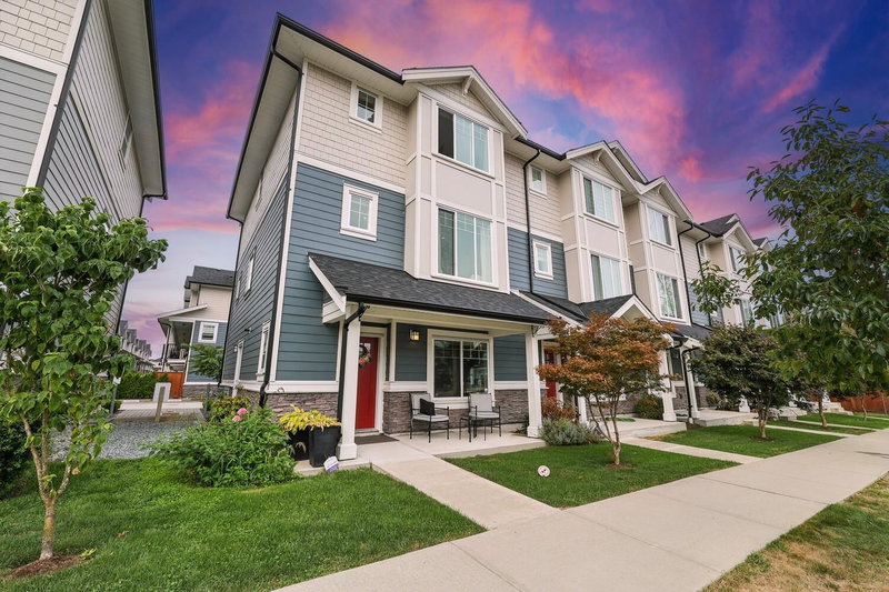 19501 74 Avenue #40, Surrey, British Columbia