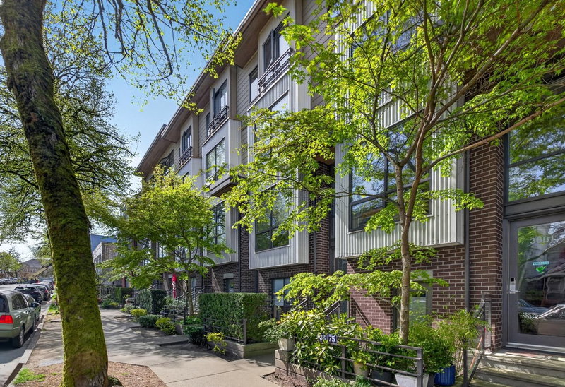 3683 Commercial Street, Vancouver, British Columbia