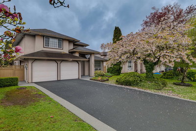 18638 56b Avenue | Surrey | Image