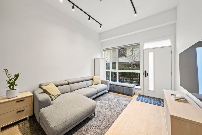 3958 Dumfries Street, Vancouver, V5N 0J1 | Image 3