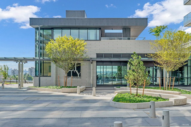 2311 - 3833 Evergreen Place