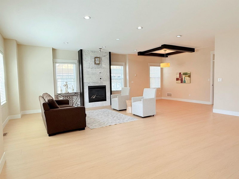 21 - 15988 32 Avenue, Surrey, V3Z 2J4 | Image 3