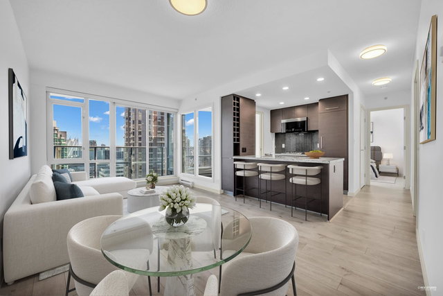 1706 - 833 Homer Street