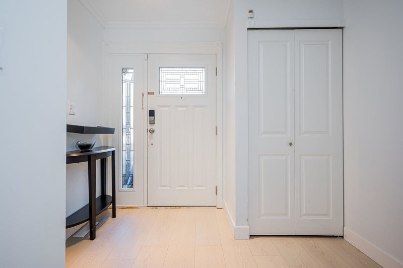 4814 Fernglen Drive, Burnaby, V5G 3V7 | Image 2