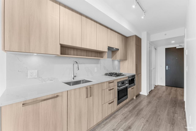 507 - 13350 Central Avenue