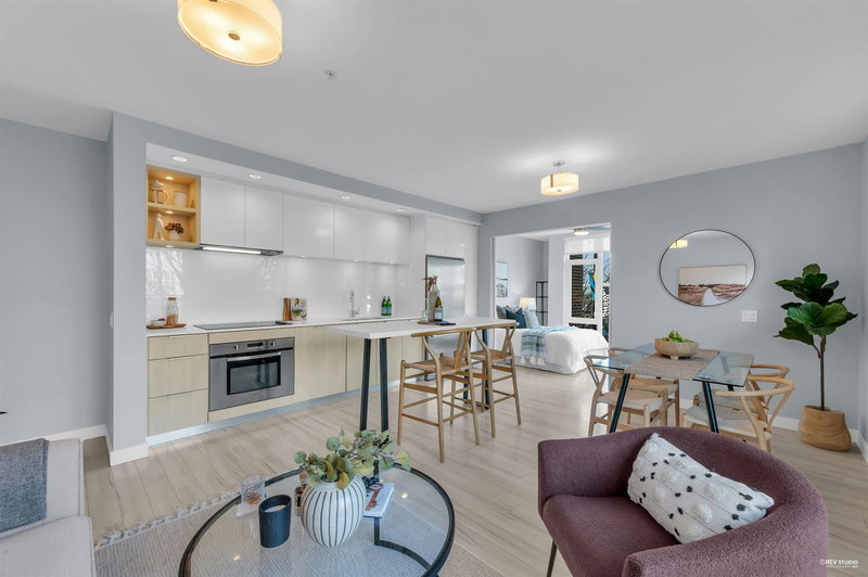 207 - 111 3rd Street, North Vancouver, V7L 0C6 | Image 3