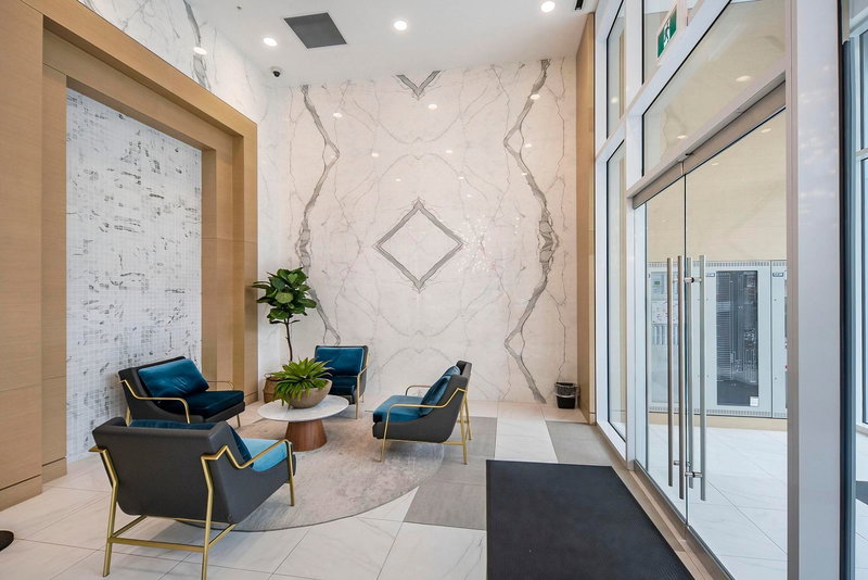 702 - 4458 Beresford Street, Burnaby, V5H 0J1 | Image 3